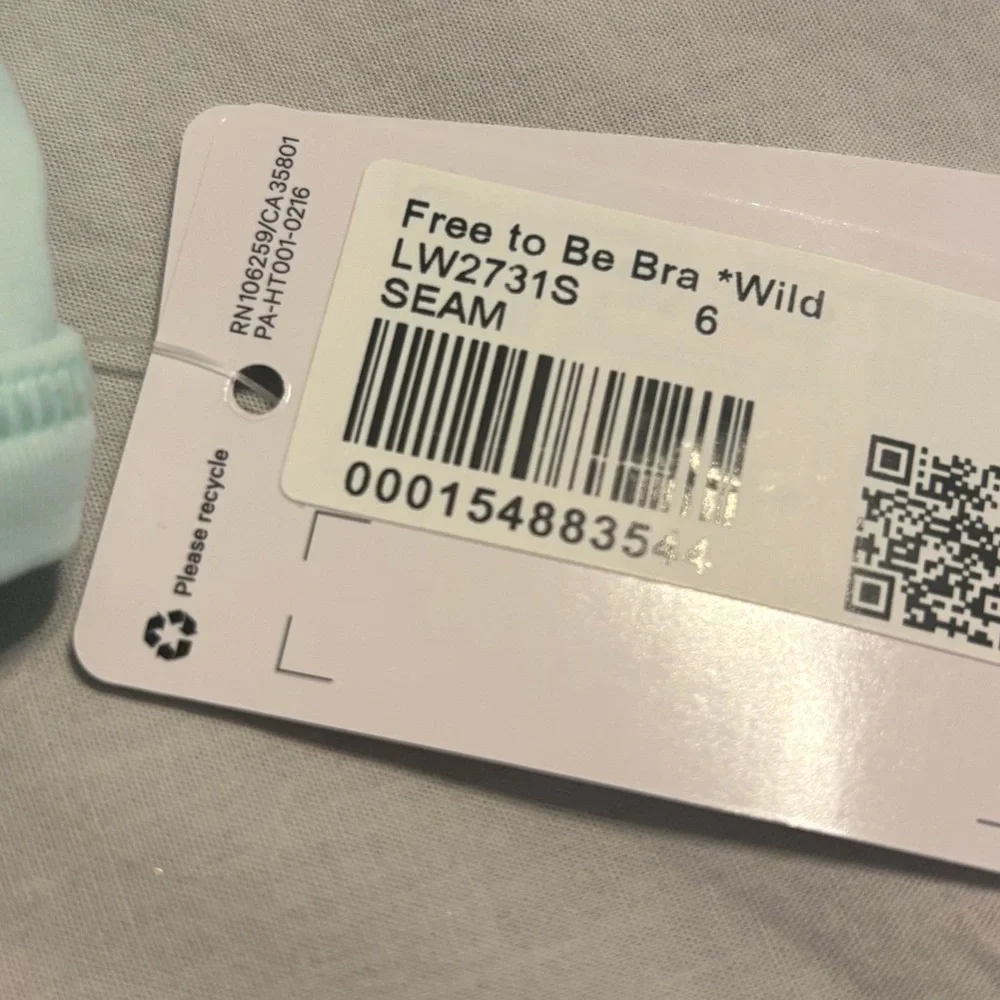Lululemon Women's Mint Sports Bra - Picture 3 of 5